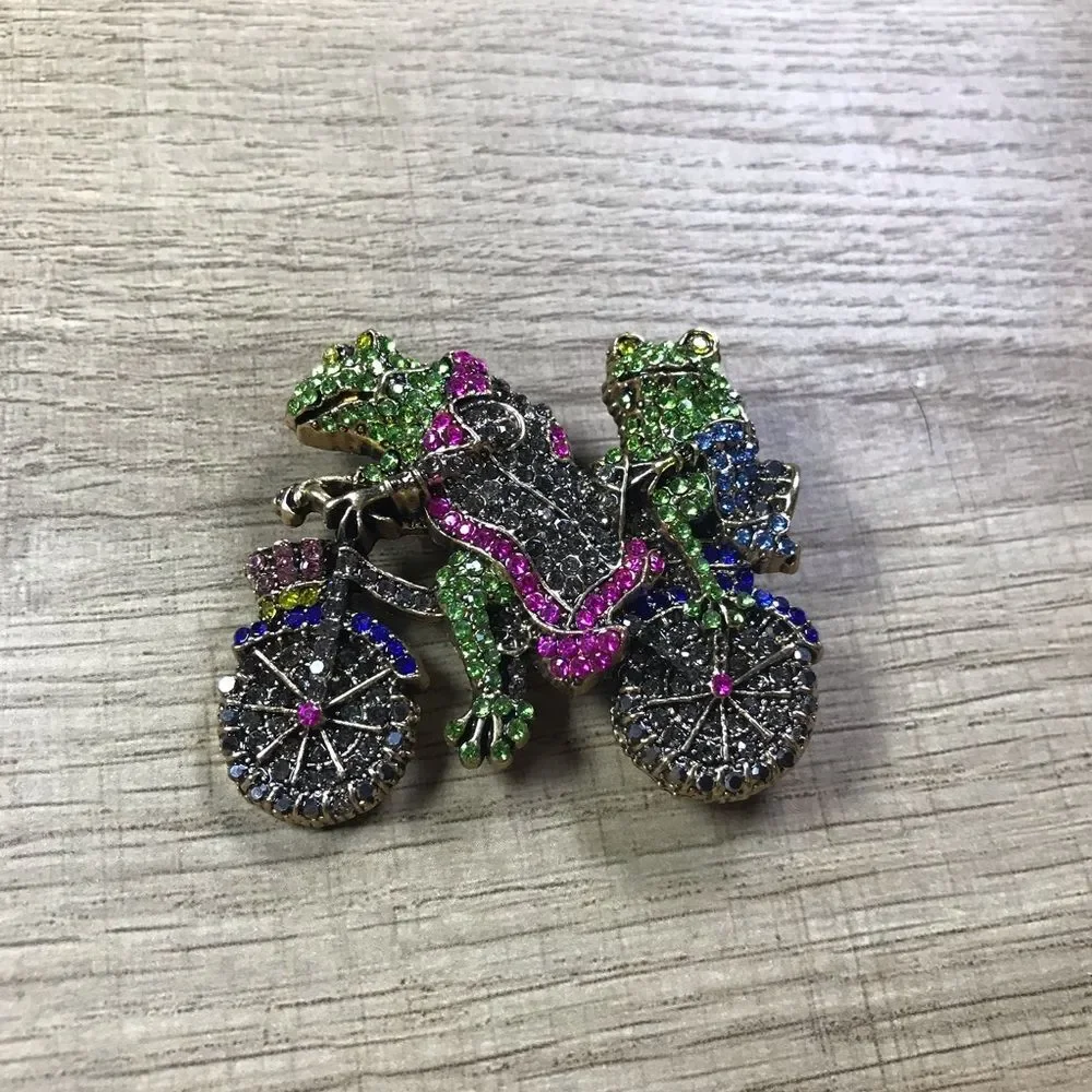 Brooch, frogs on bicycle, Swarovski Crystals Rhinestone